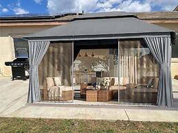 Charming Pet-friendly Getaway In Sunny Beaumont 4 Bedroom Home