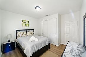 Charming Pet-friendly Getaway In Sunny Beaumont 4 Bedroom Home