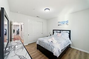 Charming Pet-friendly Getaway In Sunny Beaumont 4 Bedroom Home