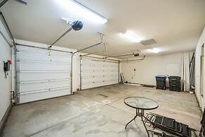 Charming Pet-friendly Getaway In Sunny Beaumont 4 Bedroom Home