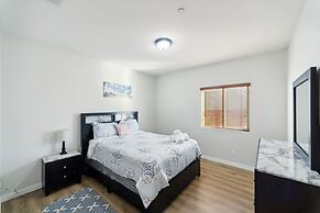 Charming Pet-friendly Getaway In Sunny Beaumont 4 Bedroom Home