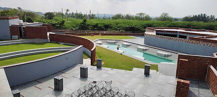 Mavi Retreat