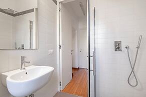 Venice Guggenheim Apt by Wonderful Italy