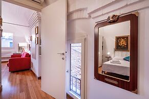 Venice Guggenheim Apt by Wonderful Italy