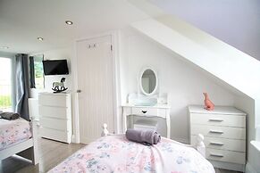 3-bedroom Cottage in Norham Berwick-upon-tweed -log Fire - Dog Friendl