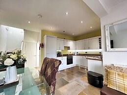 3-bedroom Cottage in Norham Berwick-upon-tweed -log Fire - Dog Friendl