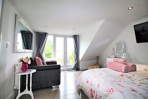 3-bedroom Cottage in Norham Berwick-upon-tweed -log Fire - Dog Friendl