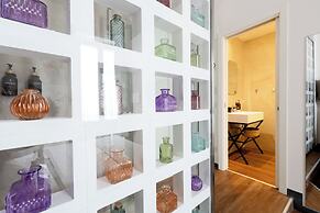 Holiday Lux Boutique Room