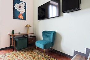 Holiday Lux Boutique Room