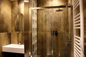 Holiday Lux Boutique Room