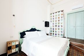 Holiday Lux Boutique Room