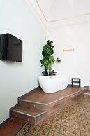 Holiday Lux Boutique Room