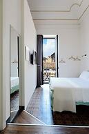 Holiday Lux Boutique Room