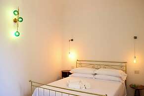 Holiday Lux Boutique Room