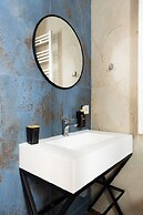 Holiday Lux Boutique Room