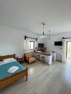 Aeolos Apartments