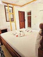 Tuna Nungwi Beach Bungalow