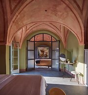 Castle Elvira -The Tower and the Masseria