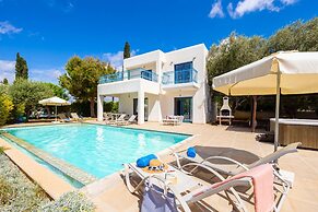 Villa Athina Ena in Peyia