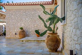 Villa Lithos in Paxi