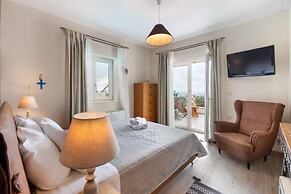 Villa Lithos in Paxi