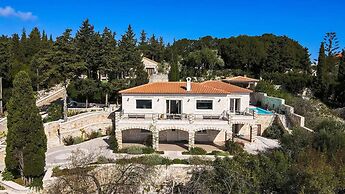 Villa Lithos in Paxi