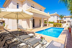 Villa Claudia in Paralimni