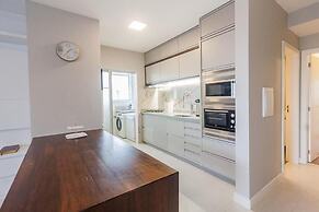 Excelente Cobertura Jurerê com Jacuzzi