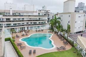 Excelente Cobertura Jurerê com Jacuzzi