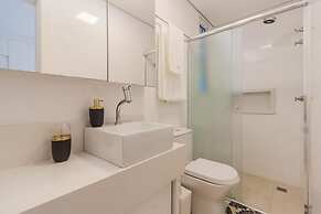 Excelente Cobertura Jurerê com Jacuzzi