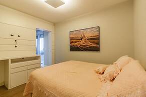 Excelente Cobertura Jurerê com Jacuzzi