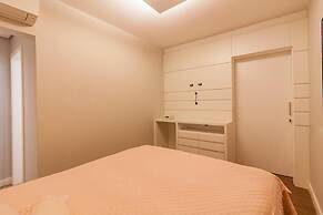 Excelente Cobertura Jurerê com Jacuzzi