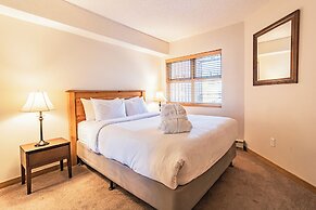 Whistler Vacation Club Lake Placid Lodge - 313