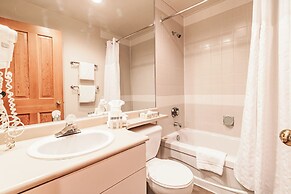 Whistler Vacation Club Lake Placid Lodge - 313