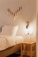 Historic 2BR Oasis in Kolonaki