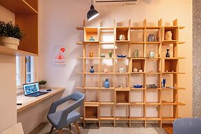 Historic 2BR Oasis in Kolonaki