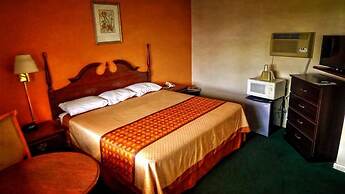 NASSAU HOLIDAY MOTEL