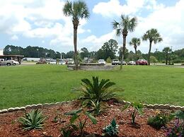 NASSAU HOLIDAY MOTEL