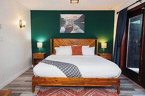 Tofino Oceanfront Hotel Suite