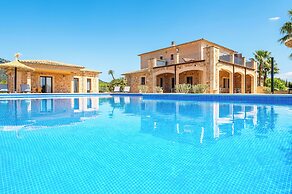 Son Sampoli Suites Adults Only by MHR