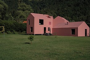 Canto's Green Garden & SPA