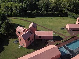 Canto's Green Garden & SPA