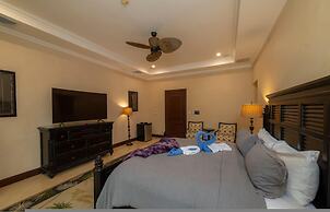 - Casa Zafiro 7 Bedrooms Private Pool