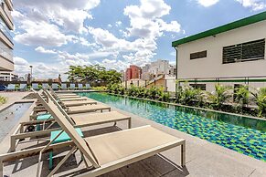 Piscina-academia-AC-Brazilian Corner