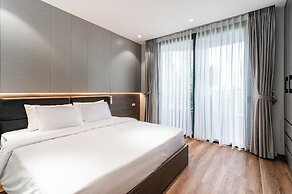 Luxe Paradise Suites Hotel  To Ngoc Van