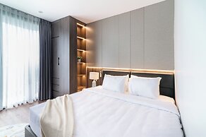 Luxe Paradise Suites Hotel  To Ngoc Van