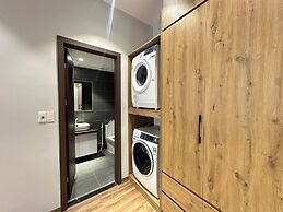 Luxe Paradise Suites Hotel  To Ngoc Van