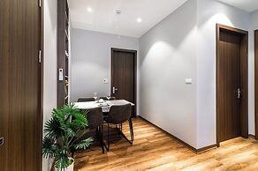 Luxe Paradise Suites Hotel  To Ngoc Van