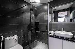 Luxe Paradise Suites Hotel  To Ngoc Van