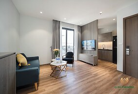 Luxe Paradise Suites Hotel  To Ngoc Van